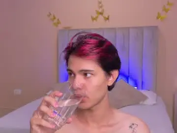 Chaturbate Free Porn Cam of derek_sinn