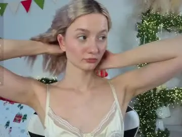 Chaturbate Live Sex Cam of minnietammy