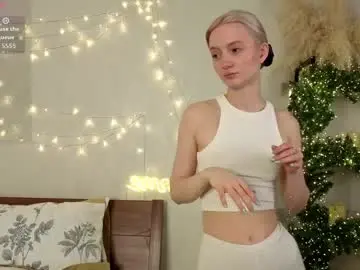 Chaturbate Live Sex Cam of minnietammy