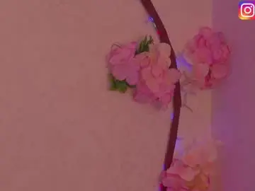 Chaturbate Live Sex of moon_eyess