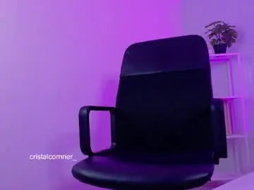 Chaturbate Live Sex Cam of cristalcornner_