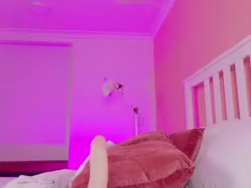 Chaturbate Nude Webcam of cristalcornner_