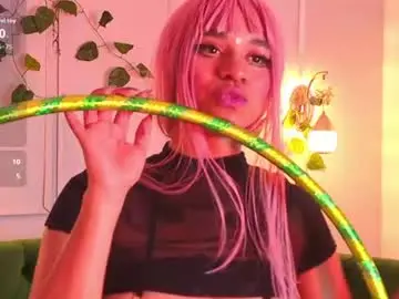 Chaturbate Best live sex cam show of dakota_raven_cr