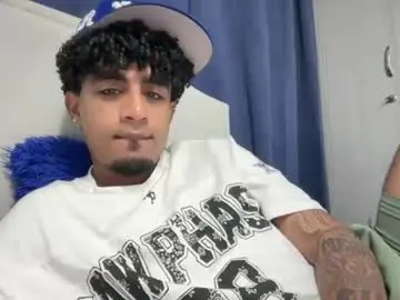 Chaturbate Live Sex Cam of dominic_brand