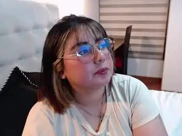 Chaturbate Sex Chat of yini_angel07