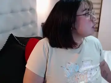 Chaturbate Sex Cam of yini_angel07