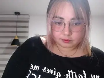 Chaturbate Best live sex cam show of yini_angel07