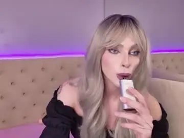 Chaturbate Live Sex Cam of giselleparton