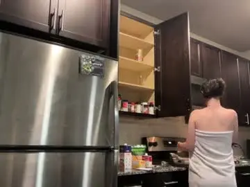 Chaturbate Nude Webcam of itskaylaaa
