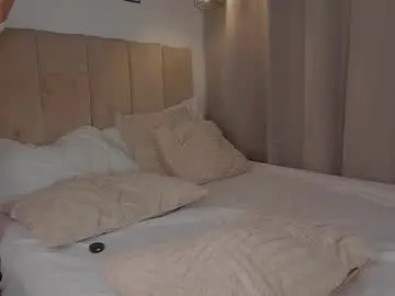 Chaturbate Sex Cam of _e_m_m_a_1