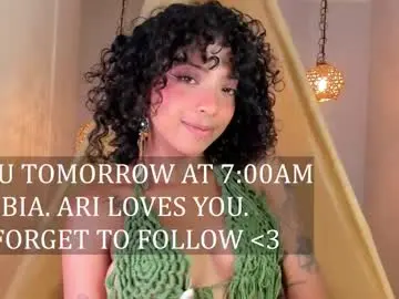 Chaturbate Free Porn Cam of ariella_ruiz