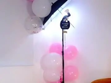 Chaturbate Live Sex Cam of belaa_bliss