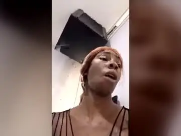 Chaturbate Free Live Porn of shanelle__
