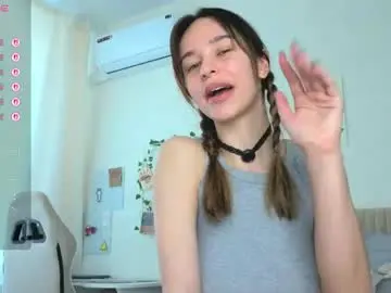 Chaturbate Nude Webcam of _alissaa_