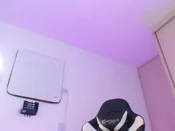 Chaturbate Live Sex Cam of calavalerio