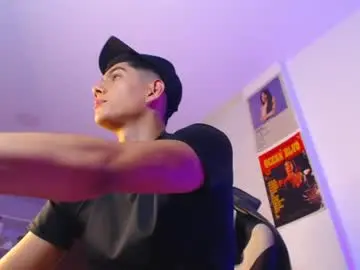 Chaturbate Sex Cam of calavalerio