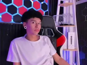 Chaturbate Live Porn of david_banks_