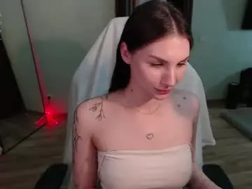 Chaturbate Best live sex cam show of emmiclo
