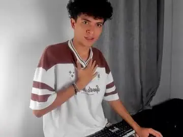 Chaturbate Sex Cam of energy_lover137