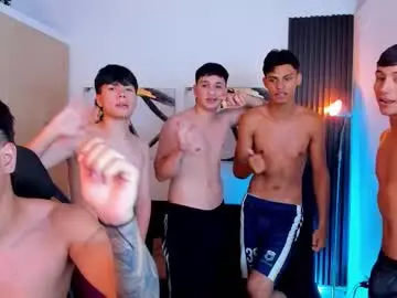 Chaturbate Live Sex Cam of interracial_wallen