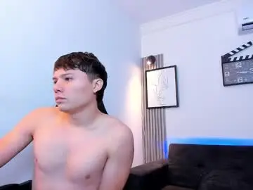 Chaturbate Live Sex Cam of interracial_wallen