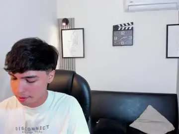 Chaturbate Free Porn Cam of interracial_wallen