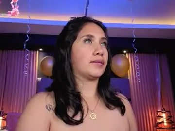 Chaturbate Best live sex cam show of lauroberts