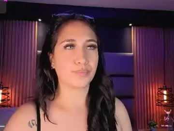 Chaturbate Live Sex Cam of lauroberts