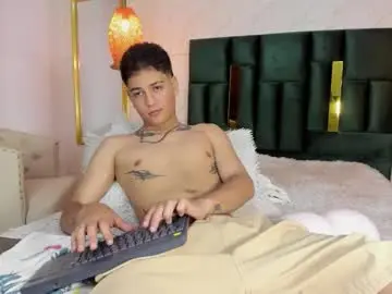 Chaturbate Free Porn Cam of levy_steve