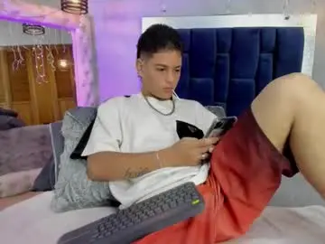 Chaturbate Sex Chat of levy_steve