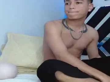 Chaturbate Sex Chat of levy_steve