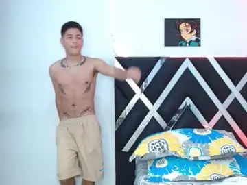 Chaturbate Adult Video Chat of levy_steve