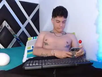 Chaturbate Live Porn of levy_steve