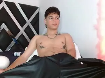 Chaturbate Watch Live Sex Cams of levy_steve