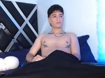 Chaturbate Watch Live Sex Cams of levy_steve