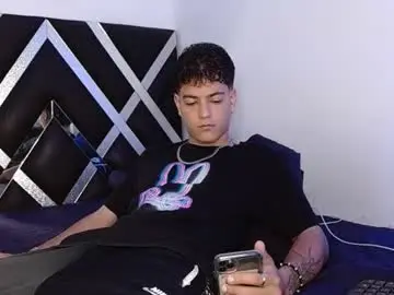 Chaturbate Live Porn of levy_steve
