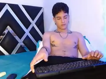 Chaturbate Watch Live Sex Cams of levy_steve