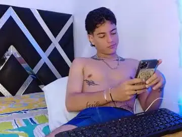 Chaturbate Watch Live Sex Cams of levy_steve