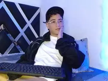 Chaturbate Sex Cam of levy_steve