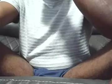 Chaturbate Best live sex cam show of maskedhunkcum