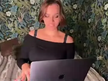 Chaturbate Free Live Porn of melissamist