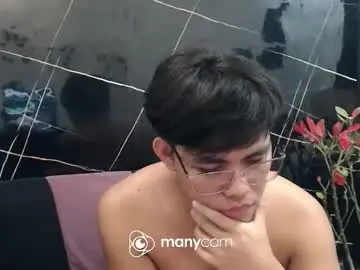 Chaturbate Adult Video Chat of p1noytwink_