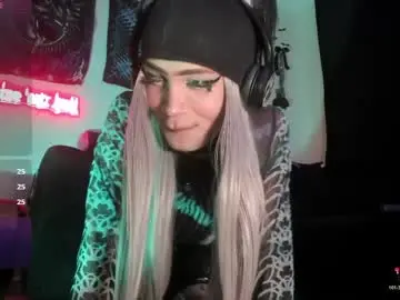 Chaturbate Live Sex Cam of vampiregynger