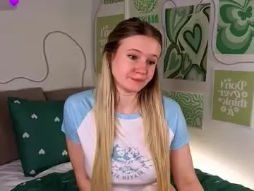 Chaturbate Adult Webcams of emilyhewell