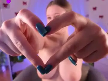 Chaturbate Free Porn Cam of emilyhewell