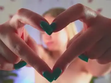 Chaturbate Adult Video Chat of emilyhewell