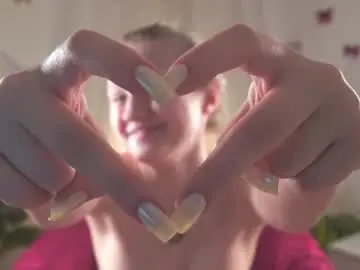 Chaturbate Free Live Porn of emilyhewell