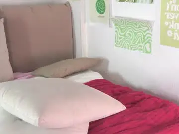 Chaturbate Live Porn of emilyhewell