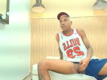 Chaturbate Live Sex of luca_turner