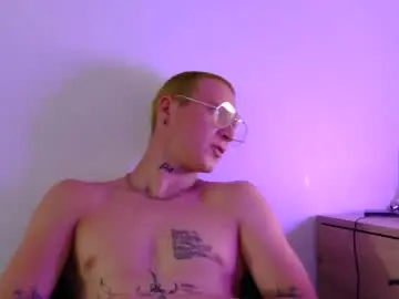 Chaturbate Adult Video Chat of maximus20b